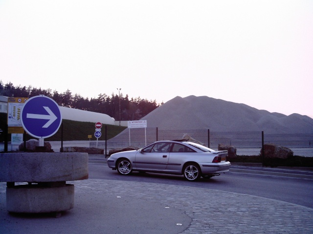 [Calibra turbo 4X4 blanche 1990] Mic43 Dcfc0516