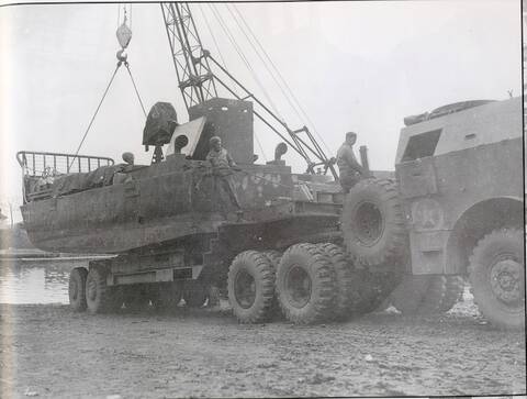 DRAGON WAGON ET LCVP