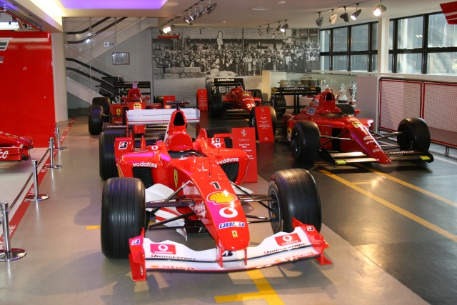 galleria ferrari/maranello Ferrar17