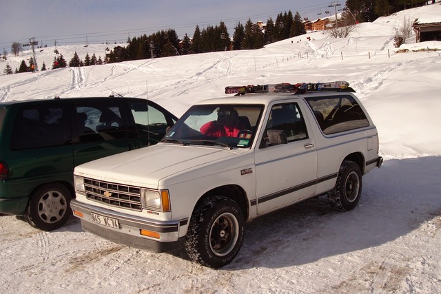 nos voiture : LE PETIT DERNIER - BLAZER S10 de 1989 Dsc07120
