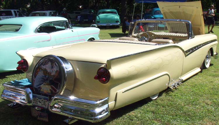 Ford 1957 - 1958 et 1959 custom Kkoa2610
