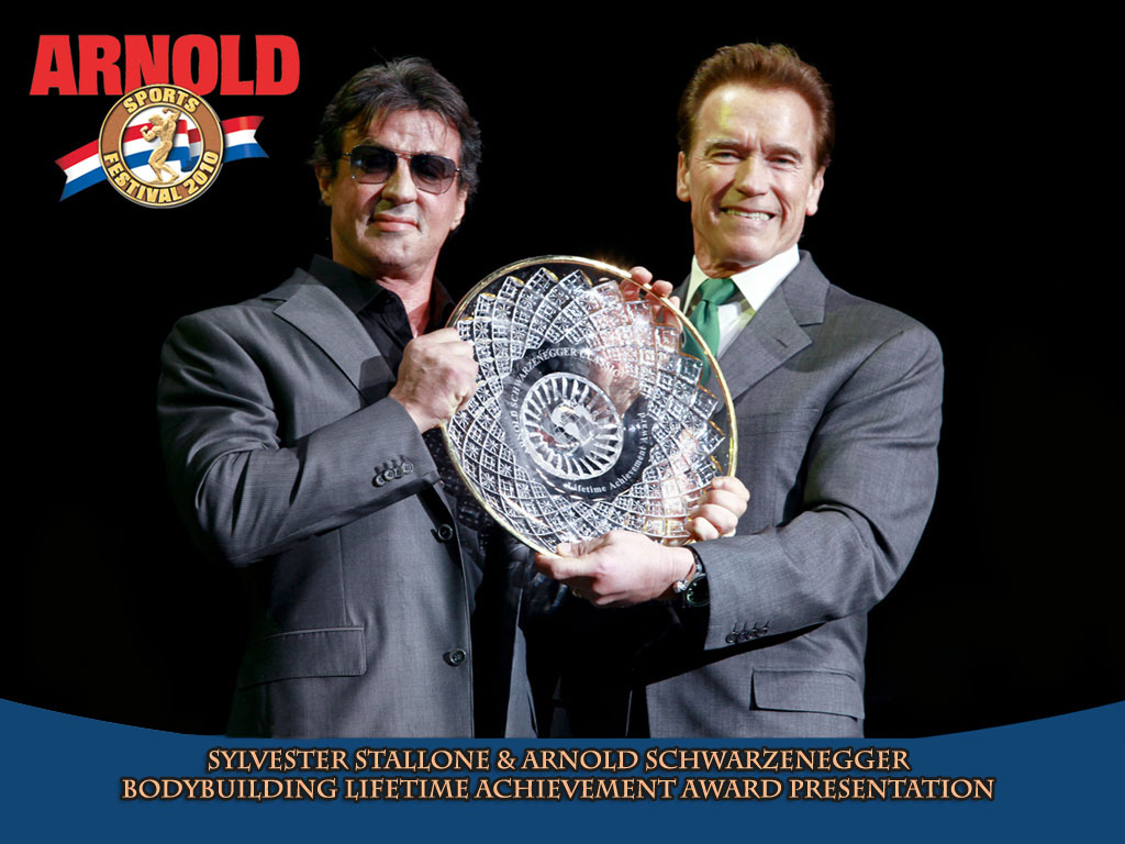 Arnold Schwarzenegger en photos - Page 11 Sly-st10