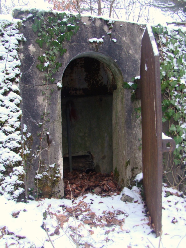 Le fort de landrecourt (place de Verdun) Dsc00037