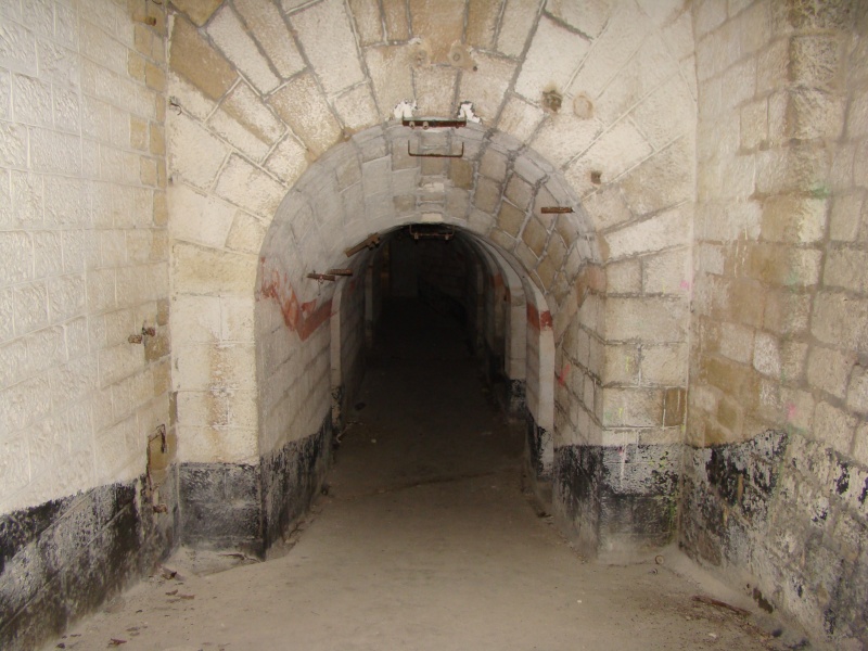 Le fort de landrecourt (place de Verdun) Dsc09713