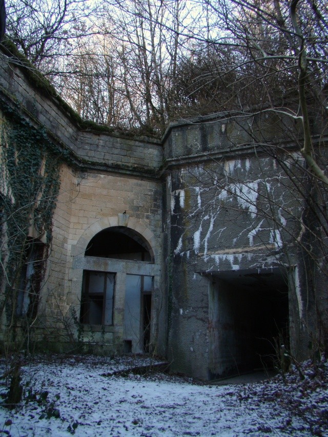 Le fort de landrecourt (place de Verdun) Dsc09812
