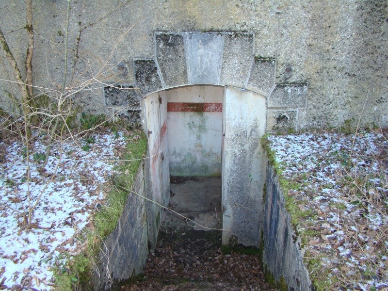 Le fort de landrecourt (place de Verdun) Dsc09822