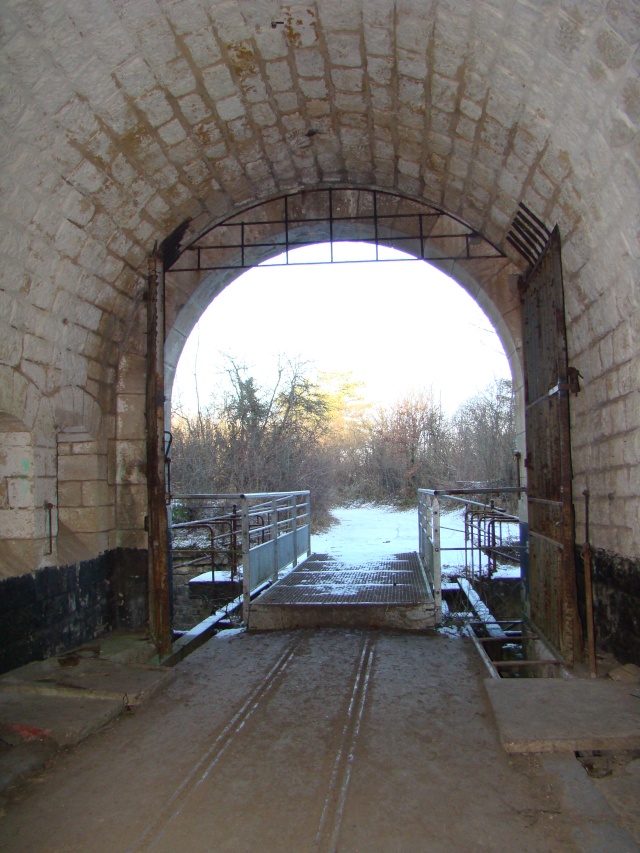 Le fort de landrecourt (place de Verdun) Dsc09917