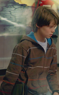 Colin Ford Sans_t72