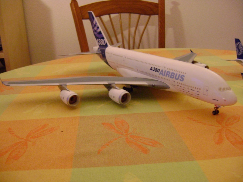 Airbus A380 First Flight + Boeing 737-800 Sobelair Dsc00911