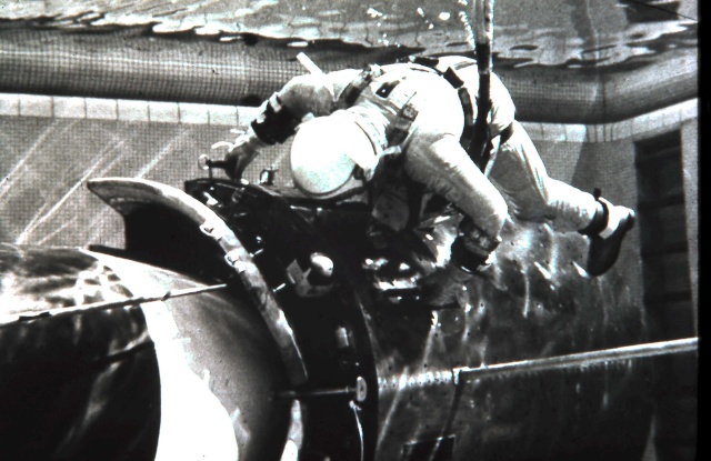 Archives privées exceptionnelles sur l'entrainement EVA Gemini et Apollo Aldrin10