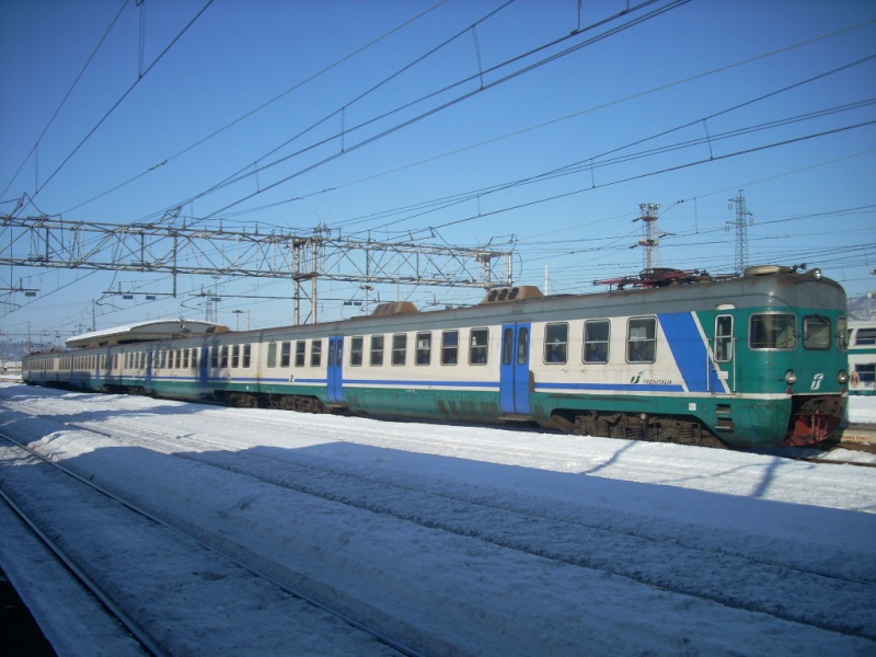 galleria foto di treni sotto la neve 801-9410