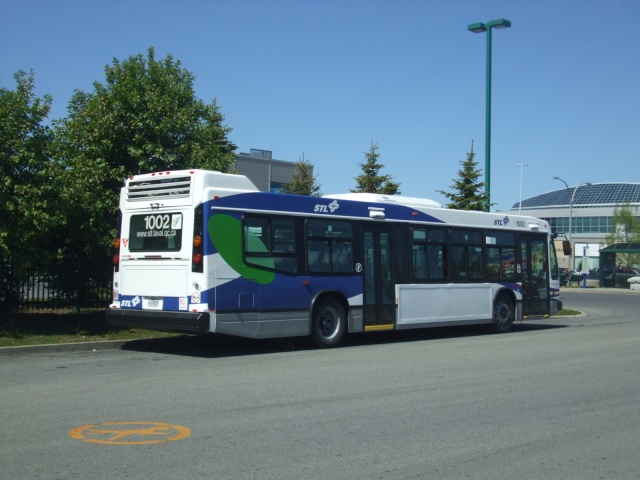 [Laval, Québec-Canada ] STL Société de Transport de Laval 1002re10