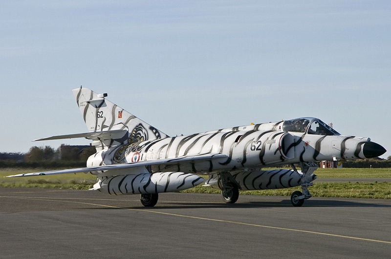 Fabrication d'avions militaire française Super-11