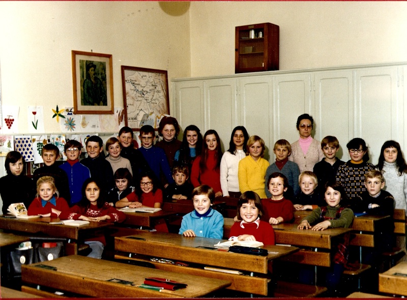 Les écoles d'hier à Wangen - Page 3 1974-111