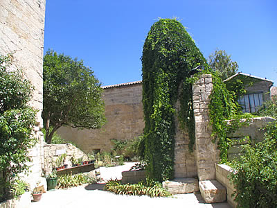 La beauté du Sud.....!!!!  UZES..!! Uzes-110