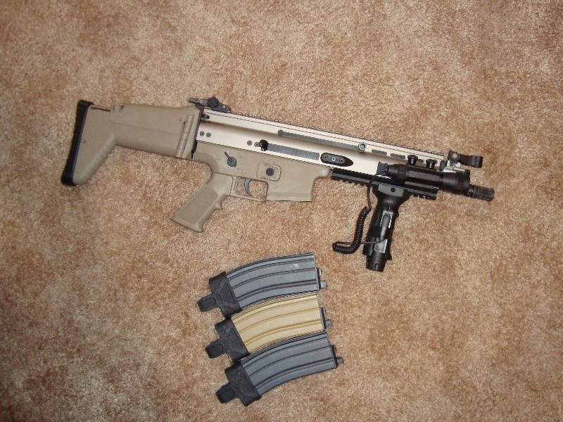 For sale WE SCAR GBBR W/ 1 mag -SOLD- Scar_s10