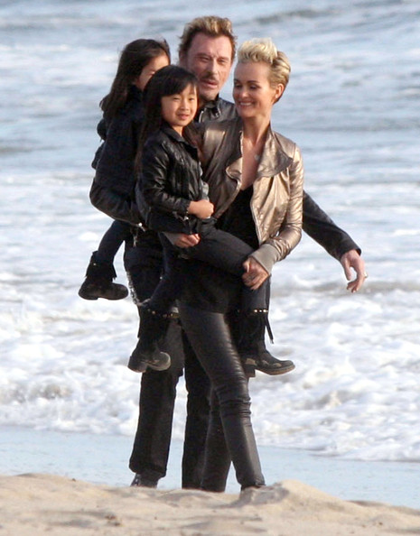 Johnny, laeticia, leurs enfants Jade et Joy sur la plage de Santa Monica! Johnn234
