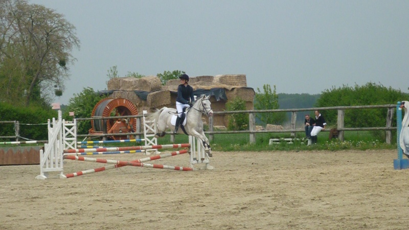 concours 9 mai fay les etangs - Page 2 P1040027