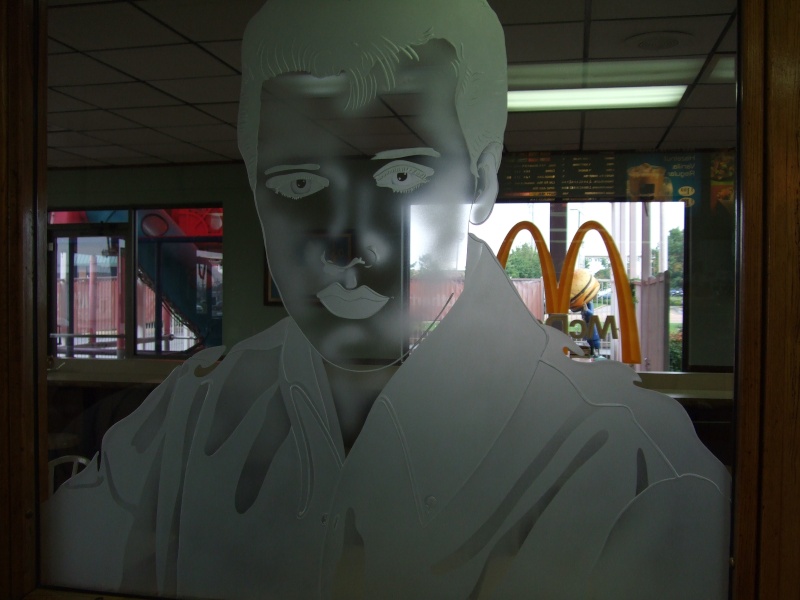 Elvis Is Back @ Tupelo McDonald's! 37010