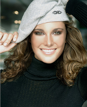 --- The official gallery of Alejandra Andreu - Miss International 2008 --- - Page 2 12277710