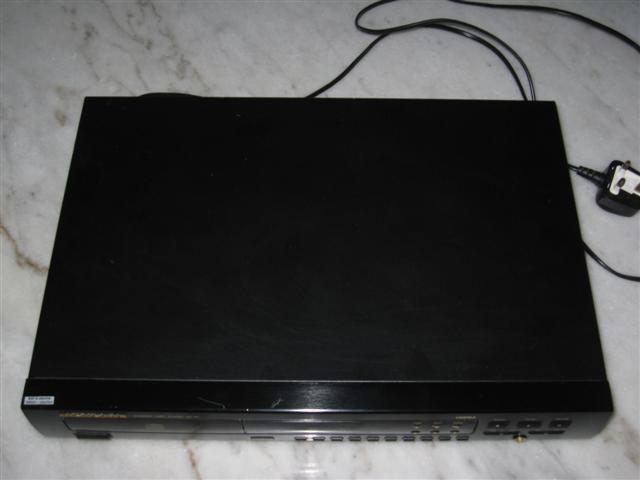 Marantz CD-63 KI Signature CD player (Used) SOLD Img_2323