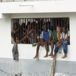 100 of 4000 from prison in Port-au-Prince captured Haitip10