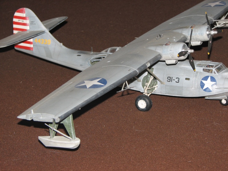 catalina PBY5-A  [Revell] 1/48 - Page 6 Img_4510
