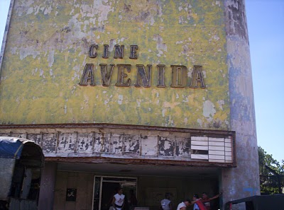 CINES QUE HABIAN EN LA HABANA EL 31 DE DICIEMBRE DE 1958 Ave10