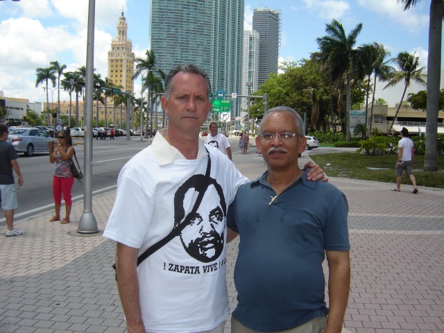 LA MARCHA EN MIAMI POR LOS PRESOS POLITICOS Y LA LIBERTAD MAYO 22 DEL 2010 Dsc01245