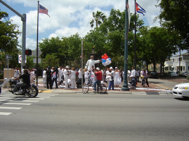 LA MARCHA EN MIAMI POR LOS PRESOS POLITICOS Y LA LIBERTAD MAYO 22 DEL 2010 Marcha60