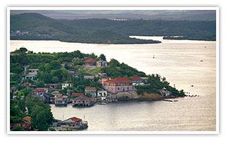 LA BAHIA DE SANTIAGO DE CUBA Sant_b11