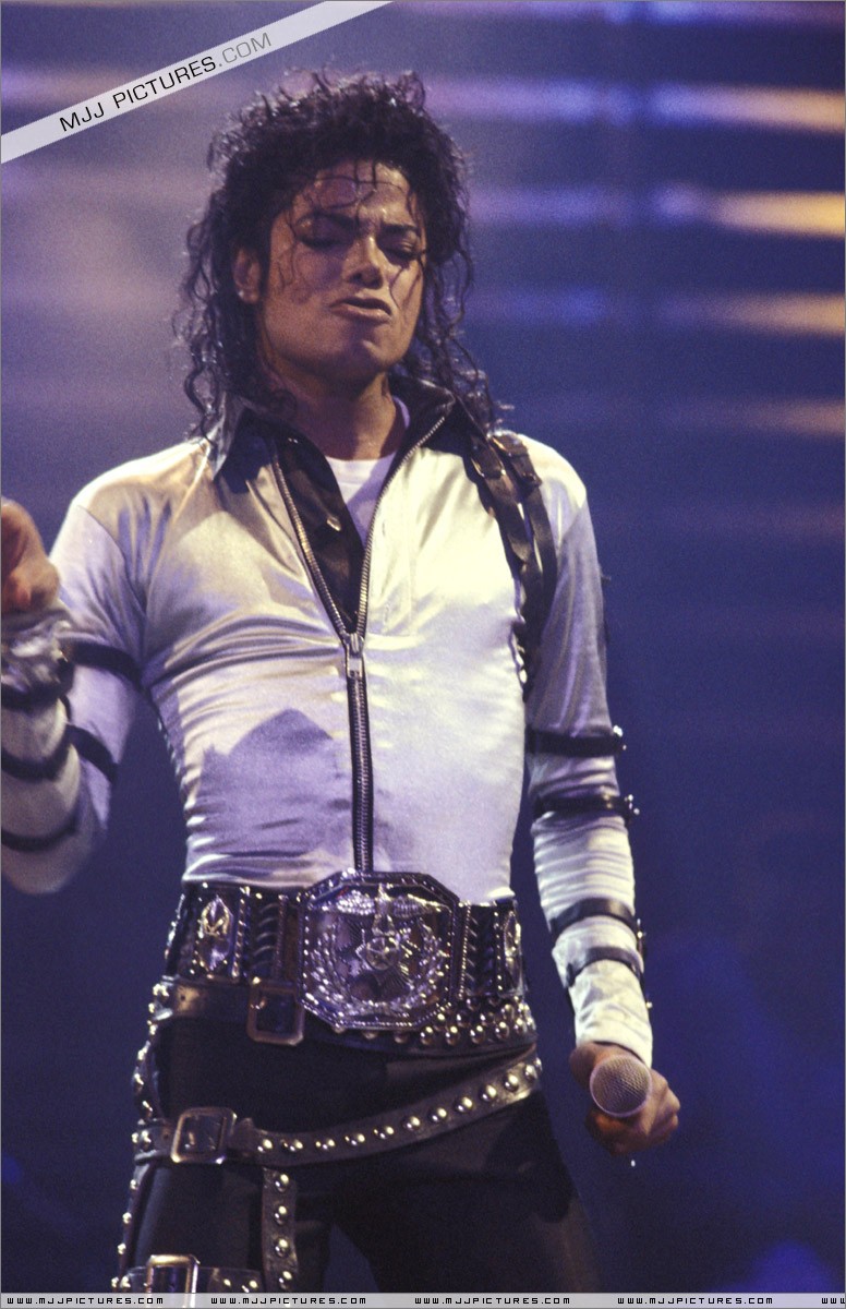 Джексон 1988. Michael Jackson 1988. Майкл Джексон 1988. Майкл Джексон 1988 Bad Tour. Майкл Джексон тур Bad.