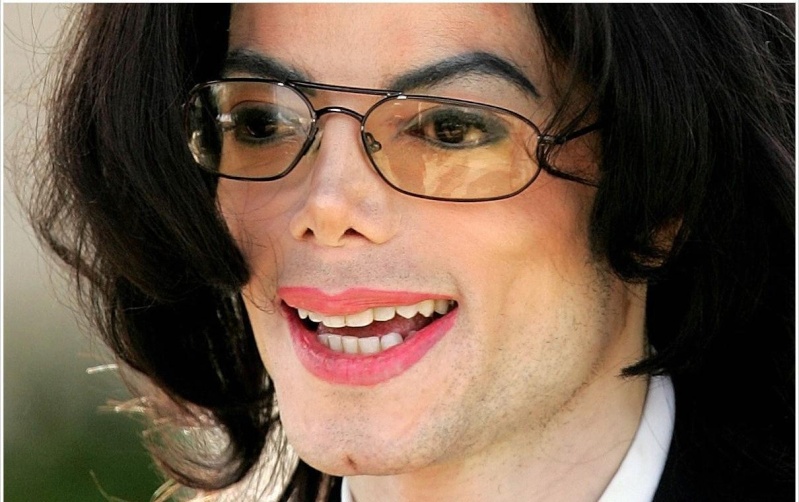 sorriso - Il sorriso di Michael - Pagina 23 Mucho-11