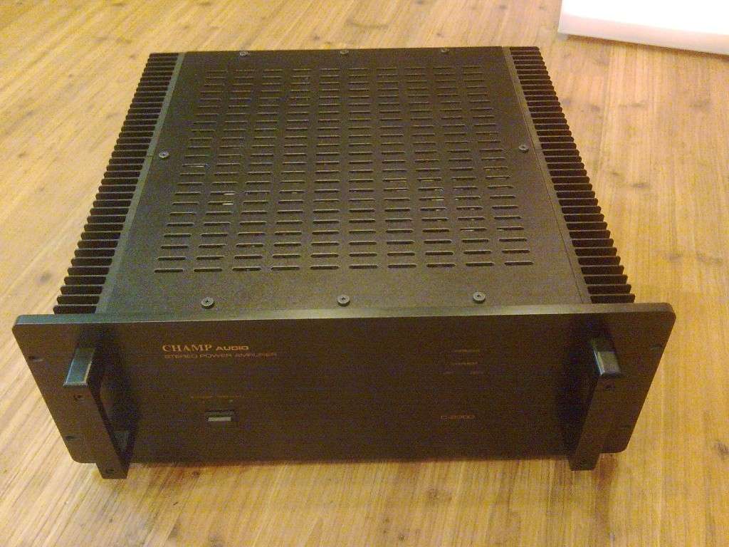 CHAMP Audio Stereo Power Ampliier C-2300 (used) Image019