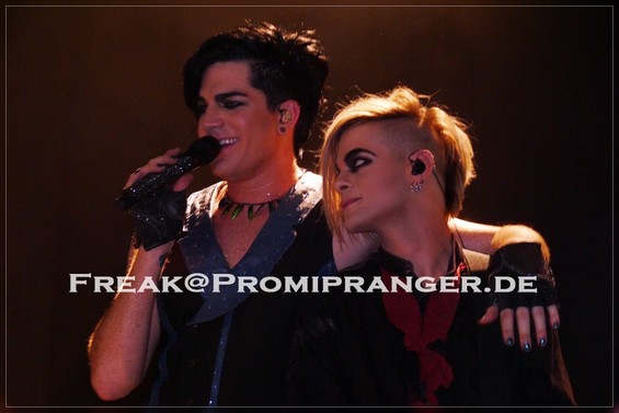 [Net/Allemagne/Novembre 2010] (promipranger.de) Adam Lambert, en exclusivité : "Bill ne m'aime pas..." Tommy010