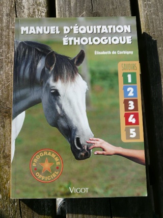 Manuel d'équitation éthologique - E. de Corbigny 25 points P1130111