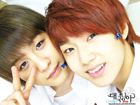 [11.03.10] Backstage Photos + Selcas 10rj0i10