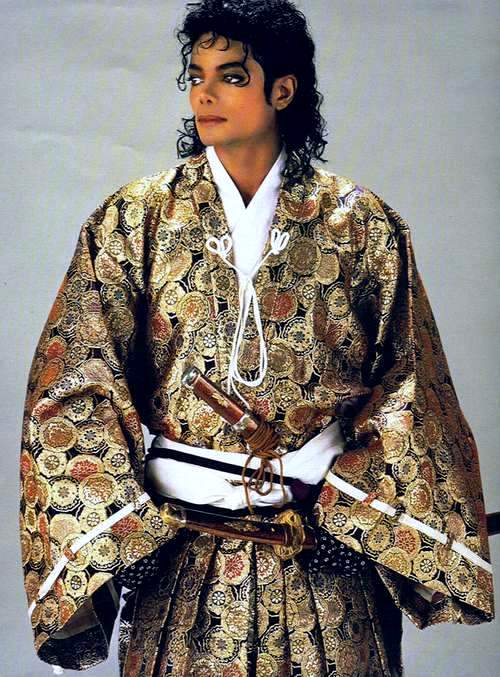 Michael vestito in costume d'epoca 1510