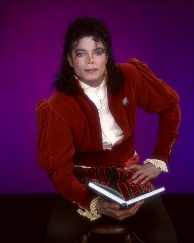 Michael vestito in costume d'epoca 15hmqe10