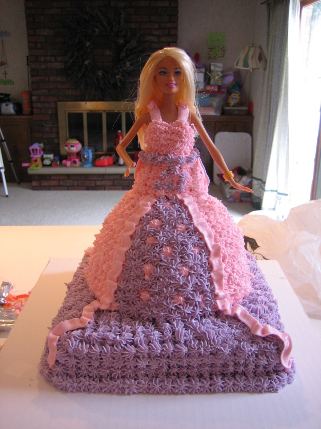 Anyone remember doll cakes? 11110