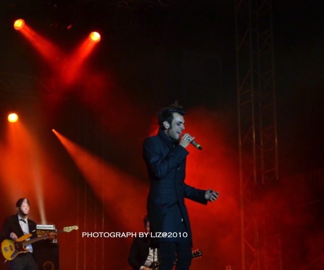 FOTO Concerti e live vari (no Tour) - Pagina 6 Dsc_0339