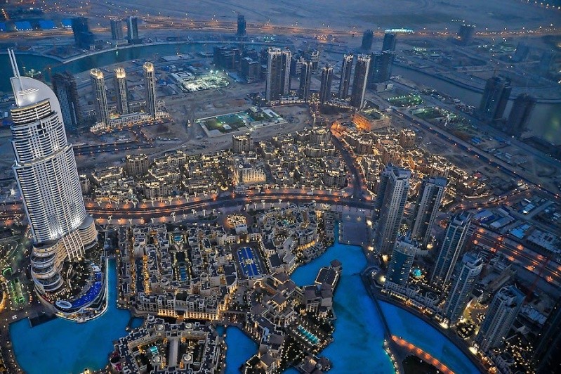 من فوق قمة (برج خليفه) - دبي Ekskur21