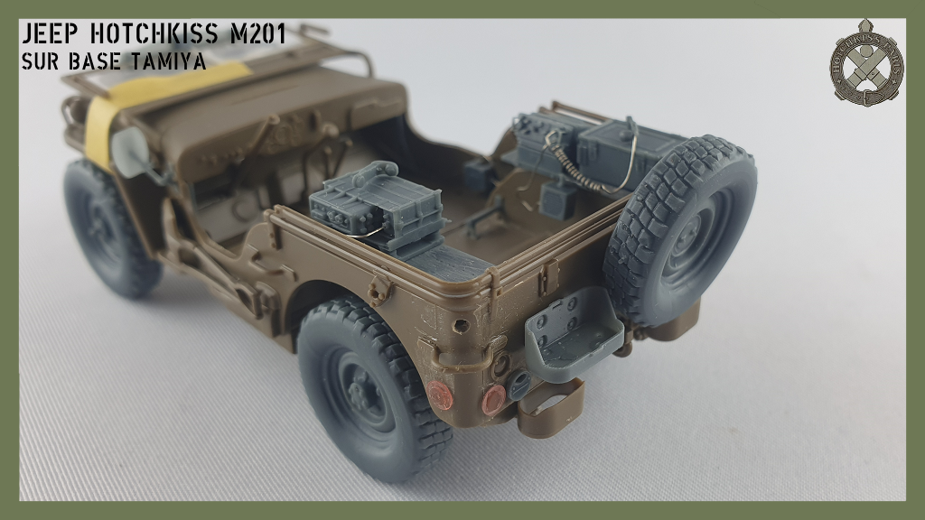 1/35 - Hotchkiss M201 avec radios (base Tamiya) M201-018