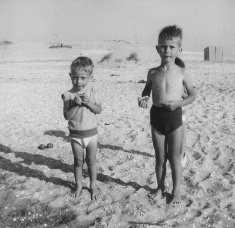 Photos famille Marrant à la plage 1957/1961 Clipon16