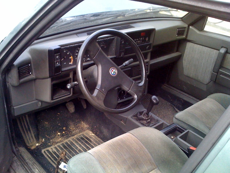 Alfa 75 1.8 carbu 75210