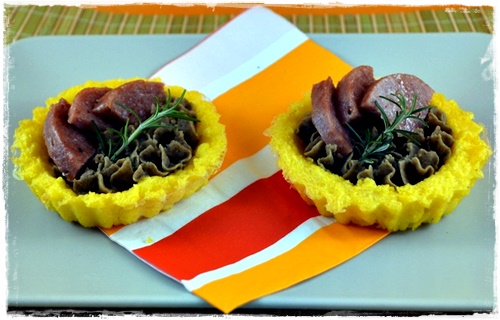 Crostatine di polenta con cotechino e lenticchie 10-cro10