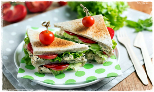 Sandwich con tofu, capperi e olive Cattur32