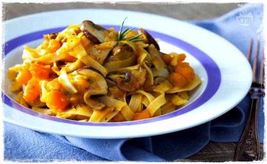 Pappardelle ai FUNGHI FRESCHI e zucca  Cattur47