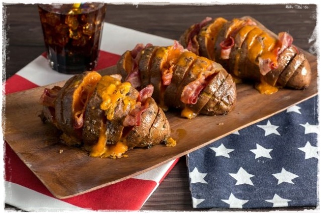 Patate americane con cheddar e bacon - SECONDO E4cd8b10