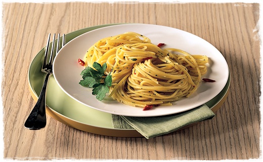 Spaghetti Aglio olio e peperoncino Ea18dd10